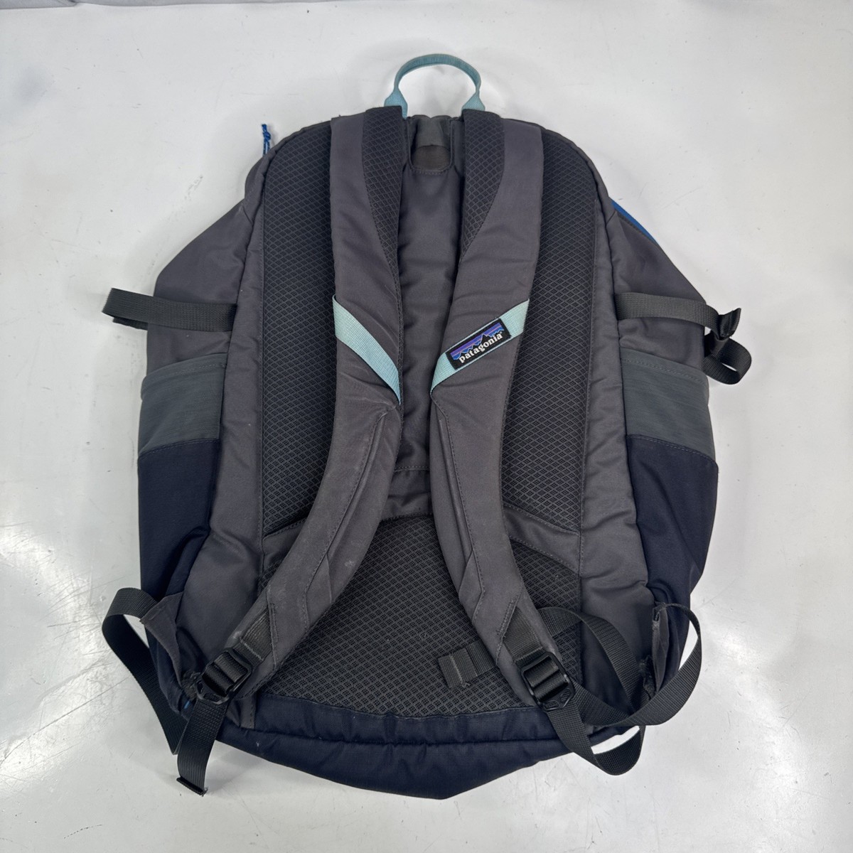 Patagonia Chacabuco 32L Backpack Blue Gray Laptop Hiking Trail
