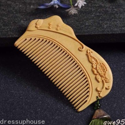 130*65*13mm Chinese Cheongsam Pattern Hand Carving Boxwood Crafts Gift Comb
