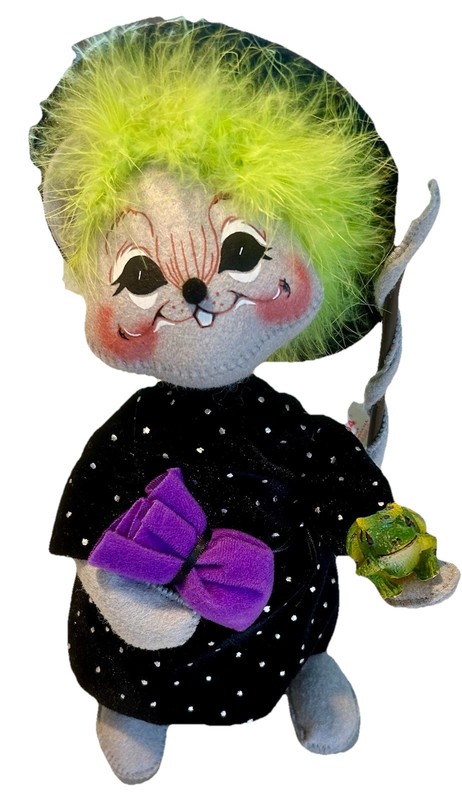 Annalee 10" Mouse Witch Doll with Frog 2004 Halloween NICE!