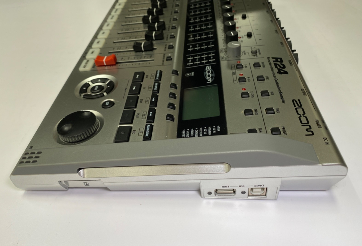 ZOOM R24 美品 Zoom R24 Multitrack Recorder/Interface | eBay