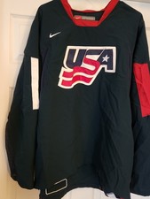 2002 Nike Team USA Blue IIHF Olympic Hockey Jersey Size Large