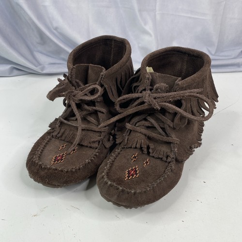 Manitobah Mukluks Harvester Vibram beaded L7 M5 EU38 Proudly Indigenous - Afbeelding 1 van 12