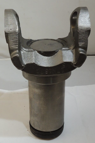 Rockwell-International Drive Shaft Slip Yoke, U-Joint, pn 9039273 - Picture 3 of 9