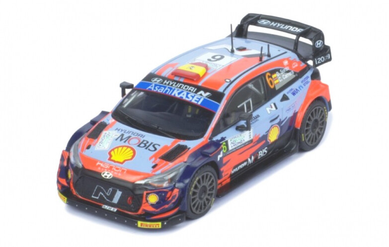 Hyundai i20 Coupe WRC IXO 1/43 : Vitrine Protégée Contre la Poussière et Réplique Exacte