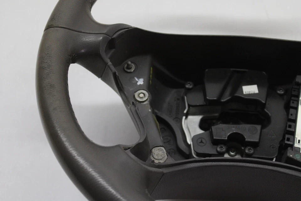 Mercedes-Benz E320 2008 volante OEM 06 07 08 09 Foto 2 de 4