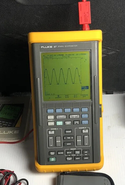 Fluke 97 Auto Scopemeter Dual Trace 50 MHz Handheld Oscilloscope