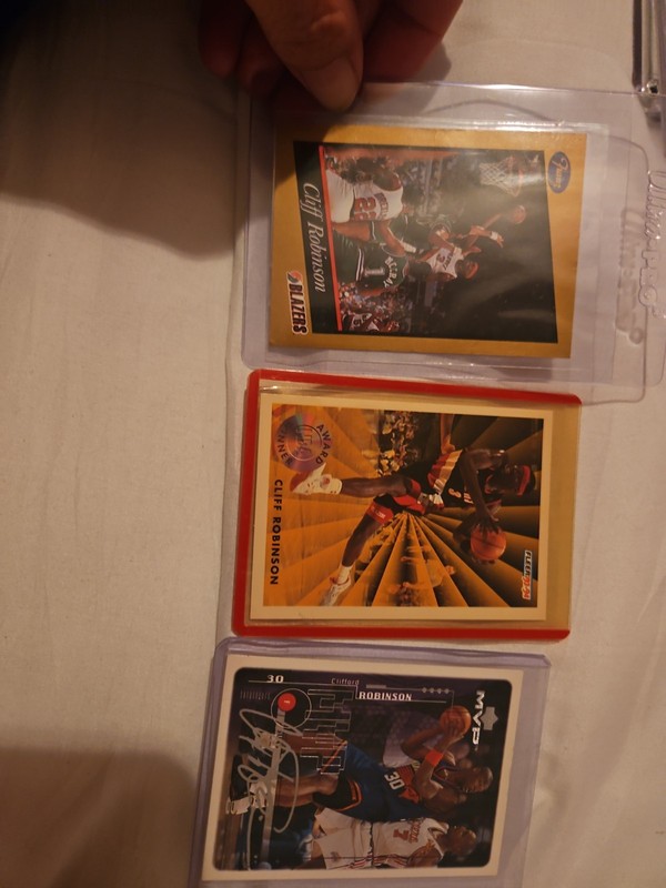 Clifford Robinson 92 Franz, (Hoops) 94 (Fleer), and (Upper Deck) 1999 (Lot Of 3)