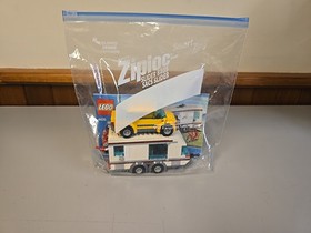 LEGO CITY 4435 Car and Caravan Camper 100% Minifigures & Instructions NO BOX