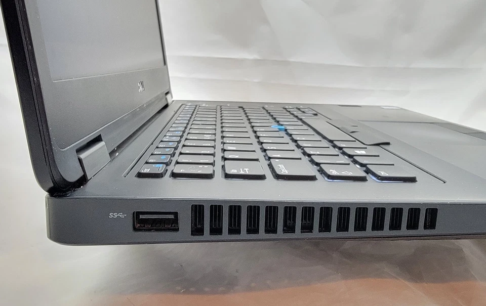 Dell Latitude E5470 - i5 6th Gen -32GB RAM - 256GB SSD - 14" - HDMI - Win 11 - Image 4 of 4