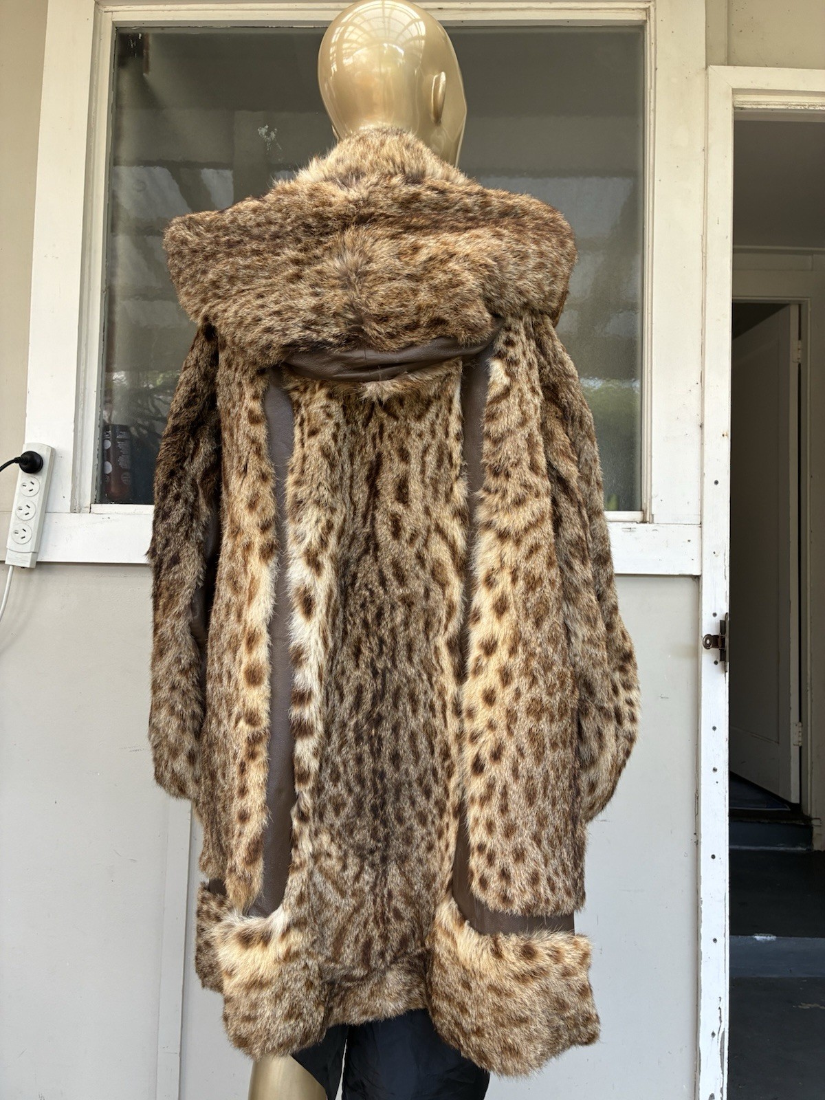 Vtg 60s genuine American Bobcat Hooded Long Overcoat parka Hook & Eye XL/XXL image 5