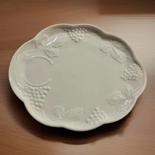 Vintage Indiana Glass Colony Harvest Grape Snack Plate Milk Glass