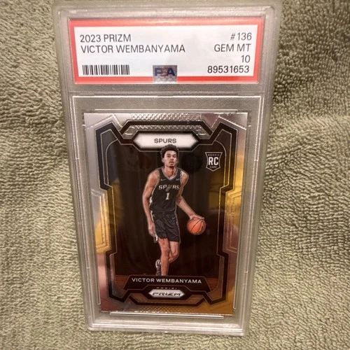 Panini Prizm 2023-24 Victor Wembanyama #136 Rookie Base Spurs PSA 10