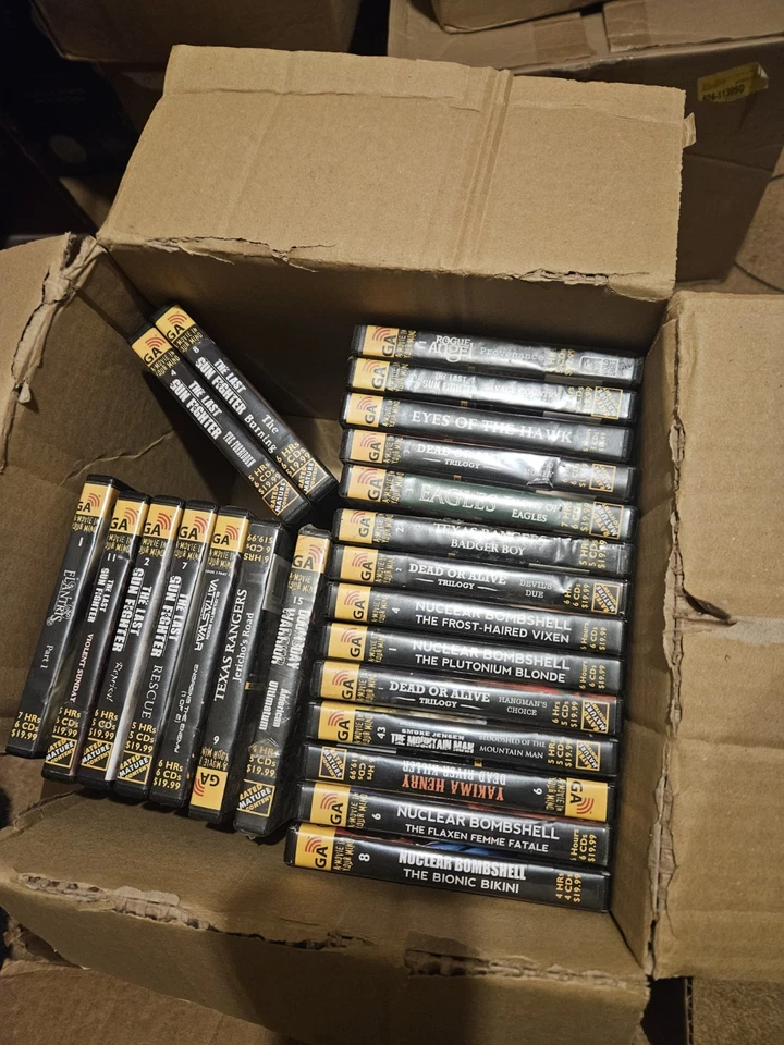 Lot of 23 GraphicAudio CD Audiobooks Western Sci-Fi Action Smoke Jensen Nuclear - Imagem 3 de 3