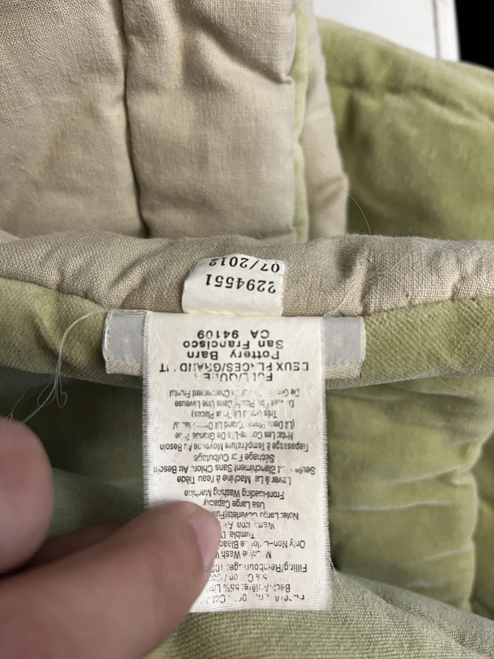 COLCHA ARTESANAL DE TERCIOPELO LAVADO Y LIMPIADO EN SECO GRANERO DE CERÁMICA, REINA ~ VERDE CLARO Foto 4 de 4