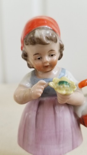 Vintage German 1930’s Porcelain Girl Figurine - Picture 15 of 24