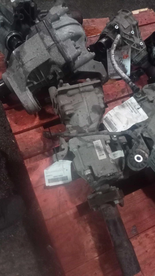 Conjunto de portador diferencial usado se adapta a: Mitsubishi Outlander 2015 deportivo trasero Gr Foto 2 de 4