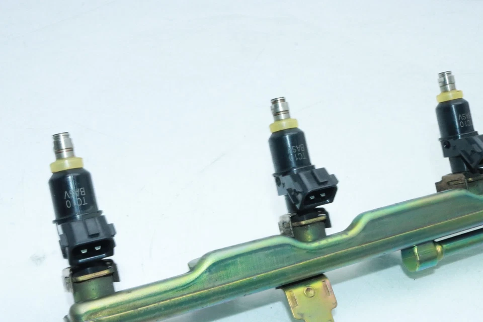 04-08 ACURA TSX 4 ТОПЛИВНЫЕ ФОРСУНКИ И РЕЛЬСЫ В СБОРЕ T1433 - Изображение 4 из 4