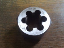 3/4"-20 CARBON STEEL HEXAGONAL RE-THREADING DIE