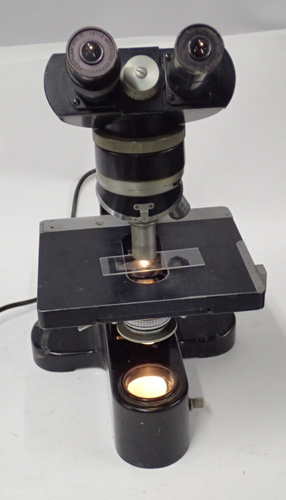 E.LEITZ WETZLAR BINOCULAR MICROSCOPE 10x and 42x OBJECTIVE + LIGHT - Picture 1 of 14