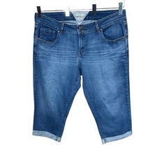 Levi's Blue Denim Capris Double Button Cuffed Jeans Womens Size 20