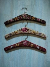 3x Stoff Kleiderb&uuml;gel Gobelin Stickerei Rosen Samtr&uuml;cken Borte Vintage
