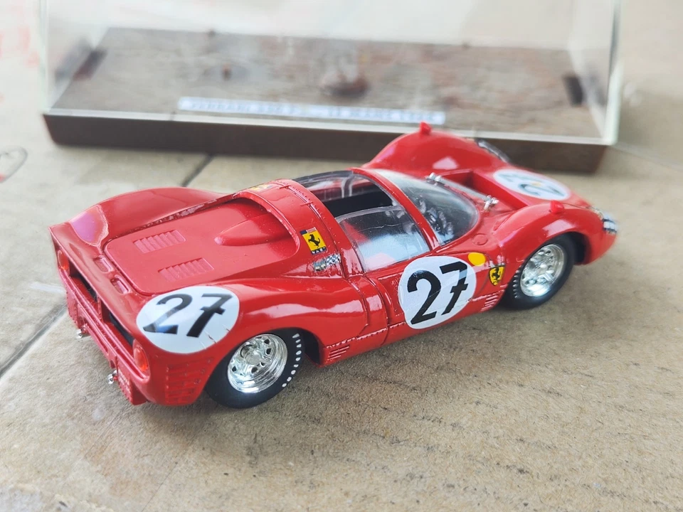 Auto d'epoca retrò FERRARI 330 P3 LE MANS 1966, Brumm, Italia, piccolo modell... - Immagine 2 di 4