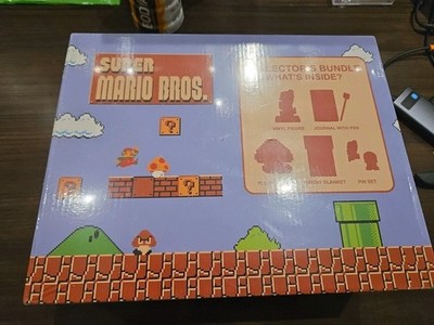 Super Mario Bros Overworld Collectors Loot Box / Sealed / Rare / Accesories 