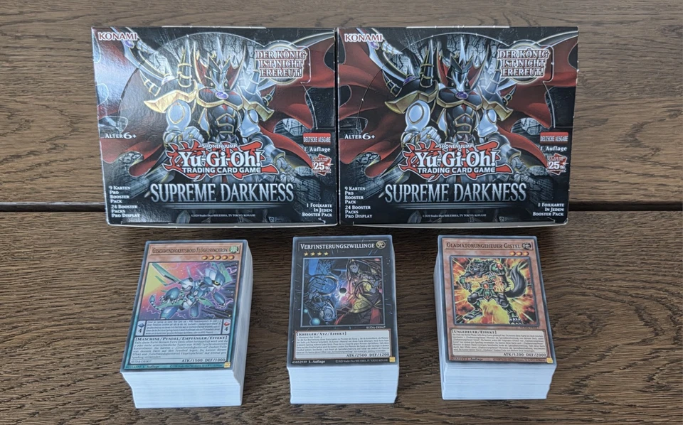 Yu-Gi-Oh Supreme Darkness - 348 Karten (14 Super Rare, 334 Common) - Mint