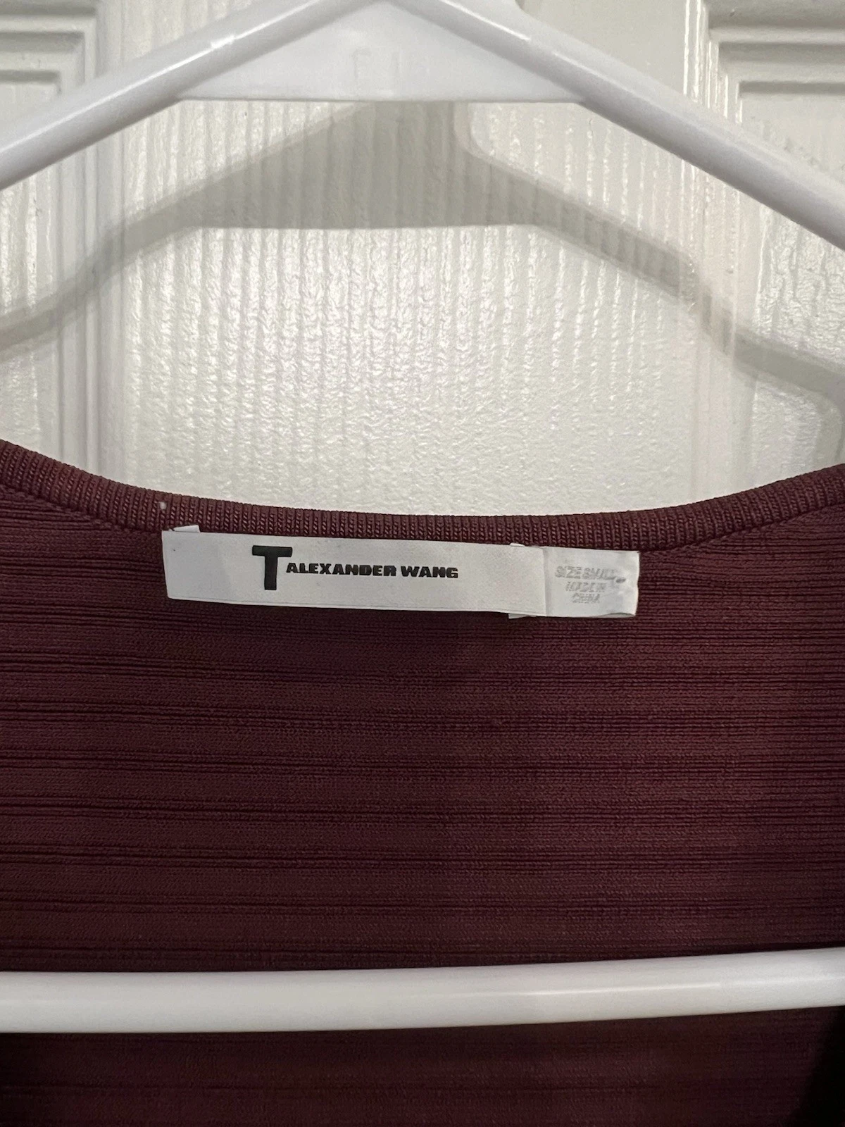 Alexander Wang Mini Abito Svasato in Maglia Elasticizzata a Costine Borgogna Piccolo