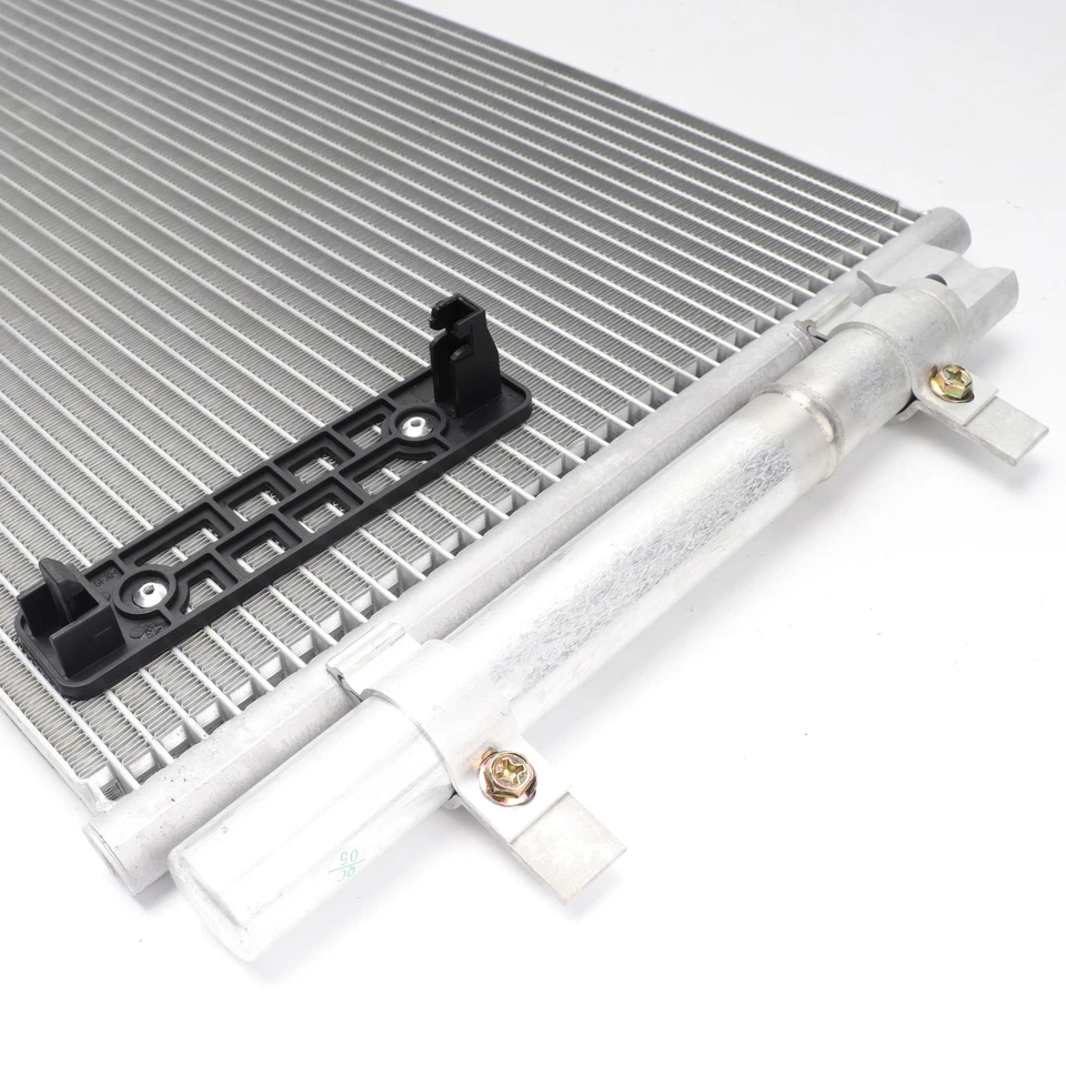 AC Condenser For 2009-2017 Audi A4 A5 Quattro 2.0L 2012-2015 Audi Q5 S4 A6 3.0L Foto 4 de 4