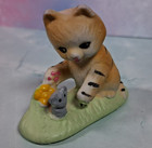 Set of 2 Vintage Small Kitten Porcelain Tabby Made in Taiwan Cat Figurines — photo 10