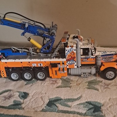 LEGO Technic Heavy-duty Tow Truck #42128 (2021) Used As Is - Retired