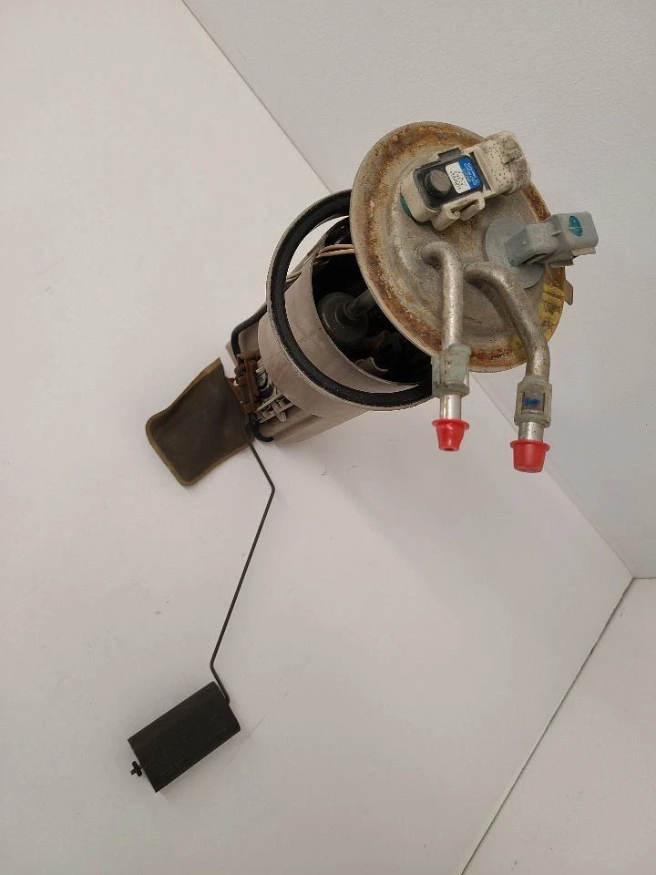 2002-2004 CHEVROLET TAHOE Fuel Pump Assembly 5.3L VIN Z 8th Digit 88966962 - Изображение 2 из 4