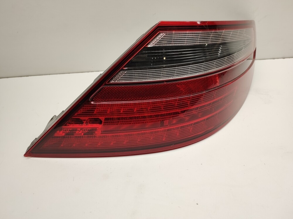 MERCEDES BENZ SLK R172 2014 REAR CORNER LIGHT RIGHT SIDE A1729064000 eBay