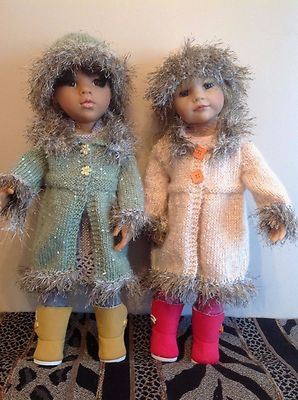 Puppenmode Kleidung Strickmuster. 18 zoll puppe. Mantel und Mütze mit Pelzbesatz.KNM79