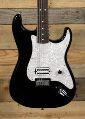 ギター FENDER STRATOCASTER tom delonge Fender Limited Edition Tom Delonge Stratocaster Electric Guitar