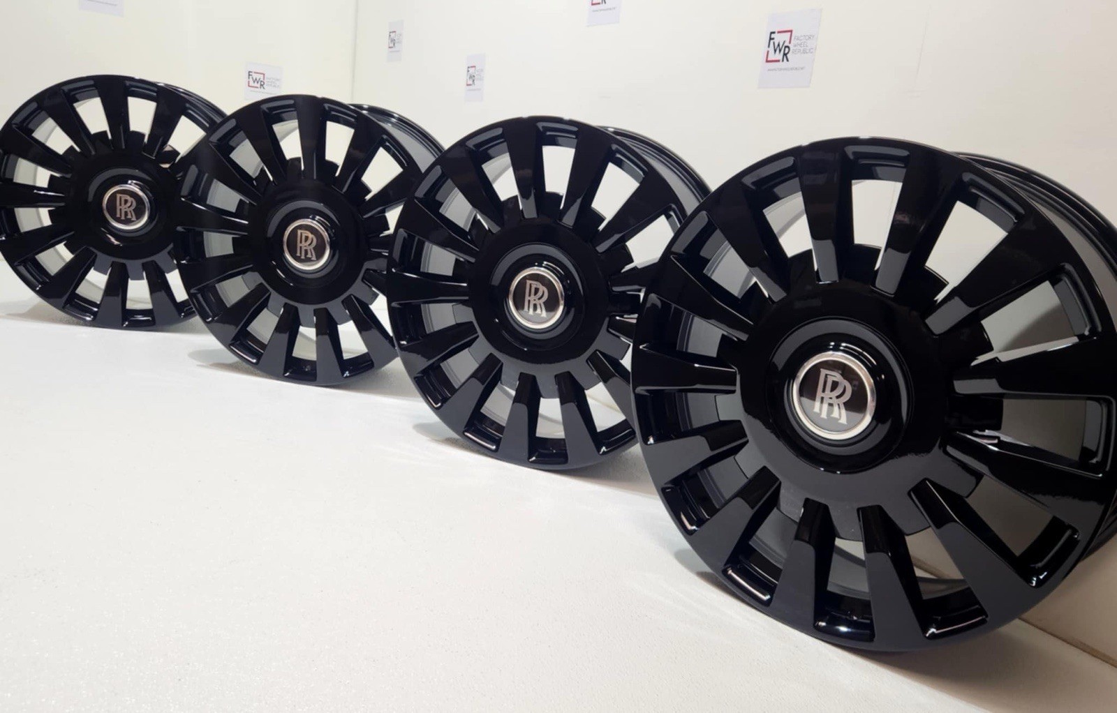 22” ROLLS ROYCE PHANTOM 8 WHEELS Rims Factory OEM Forged Set Gloss Black 🔥🔥🔥