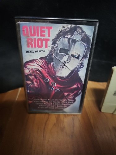 Quiet Riot Metal Health Cassette - Picture 3 of 5