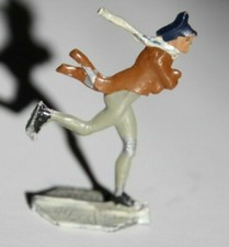 Vintage Heinrichsen German Flat Lead Skater / Skating figure