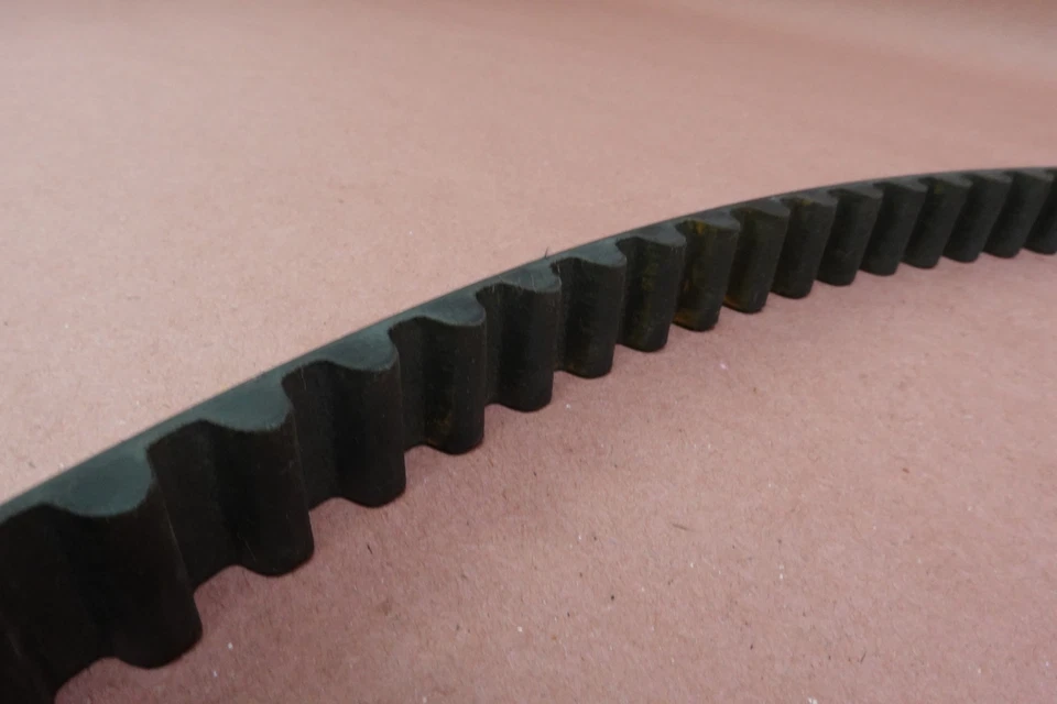 Correa de tracción trasera Harley-Davidson FXSTSI Softail Springer 2000-2009 Foto 2 de 4