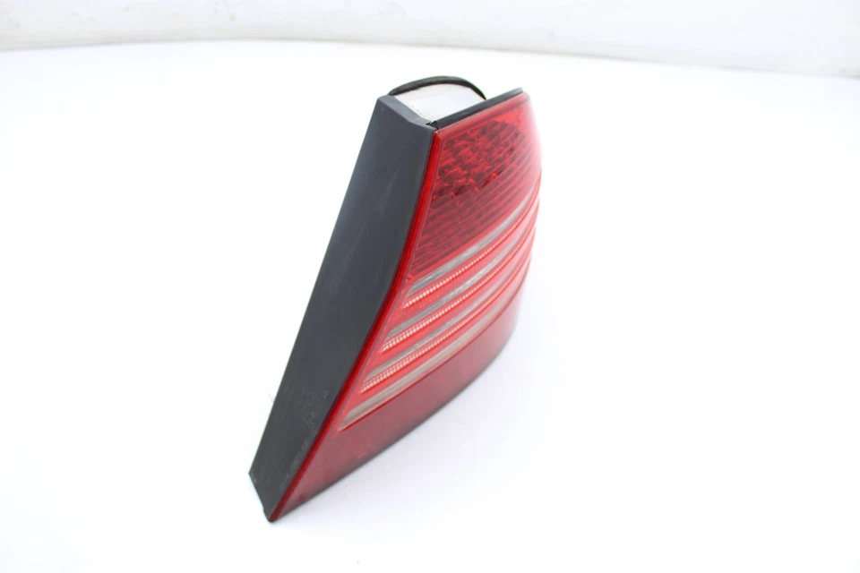 03-06 LUZ TRASERA DERECHA PASAJERO MERCEDES-BENZ W220 S430 Q9459 Foto 2 de 4