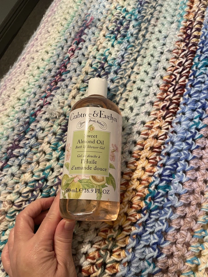 Crabtree & Evelyn SWEET ALMOND OIL Bath & Shower Gel 16.9 oz  - Image 3 of 4