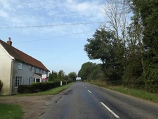 Photo A3 B1134 Long Row, Tibenham Goose Green/TM1187 Near Waterloo Cott c2016