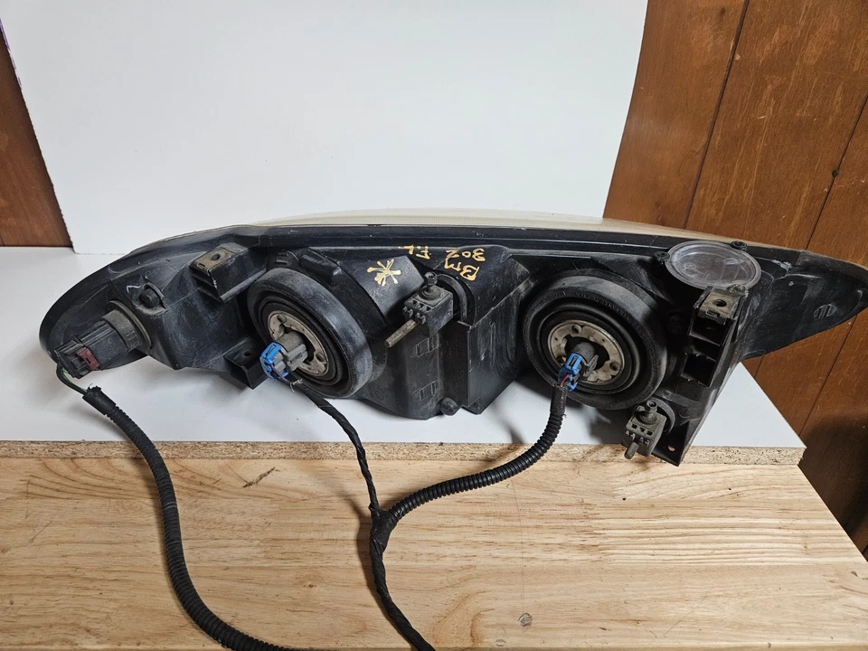 1998-2004 DODGE INTREPID LEFT DRIVER SIDE HEADLIGHT HEADLAMP OEM, 114-02686 - Image 4 of 4