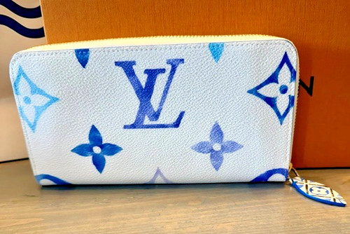 Louis Vuitton Zippy Wallet By The Pool 2023 Watercolor RARE