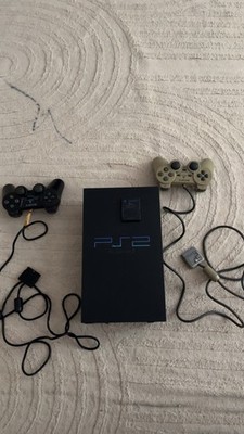 Sony PlayStation 2 Konsole Schwarz mit 2 Controllern, 8MB Memory Card, USB