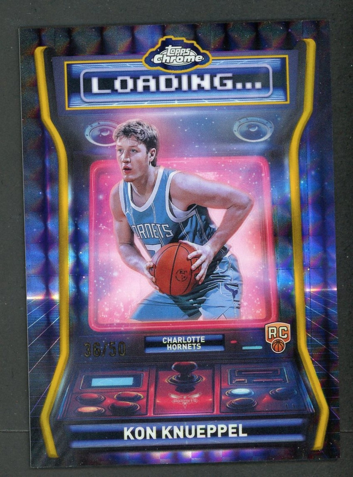 2025-26 Topps Chrome Kon Knueppel Loading RC Geometric Gold Refractor #38/50