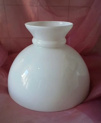 Globe Verre Blanc Ancien - Photo 1/4