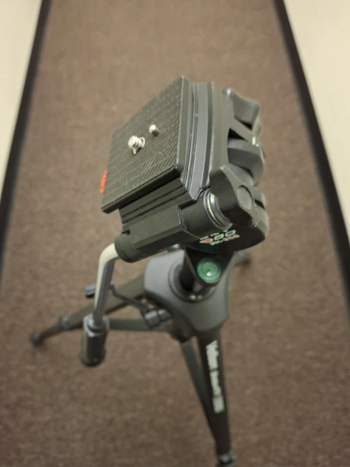 Velbon Stratos 470 Tripod Camera Video Vel-Flo 8 PH-258 Pan Tilt Multi-angle 63” - Image 2 of 4