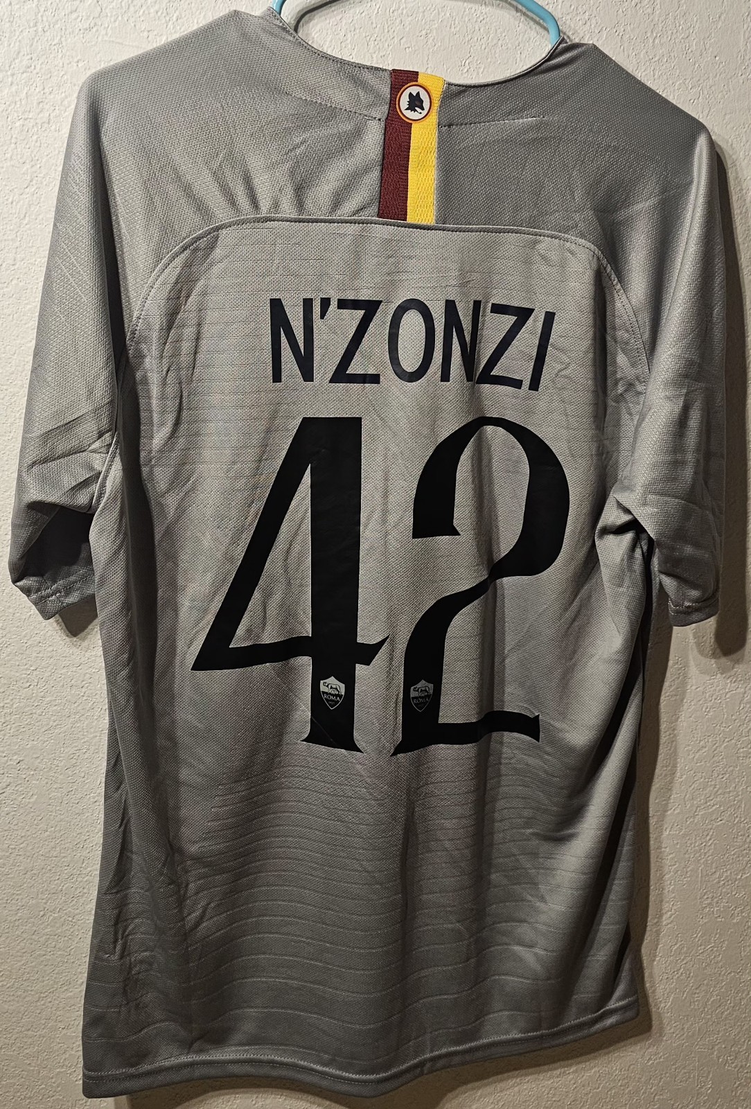AS Roma 2018-2019 Wolf Grey Men's Soccer Football Jersey SZ XL Fits Like A LRG